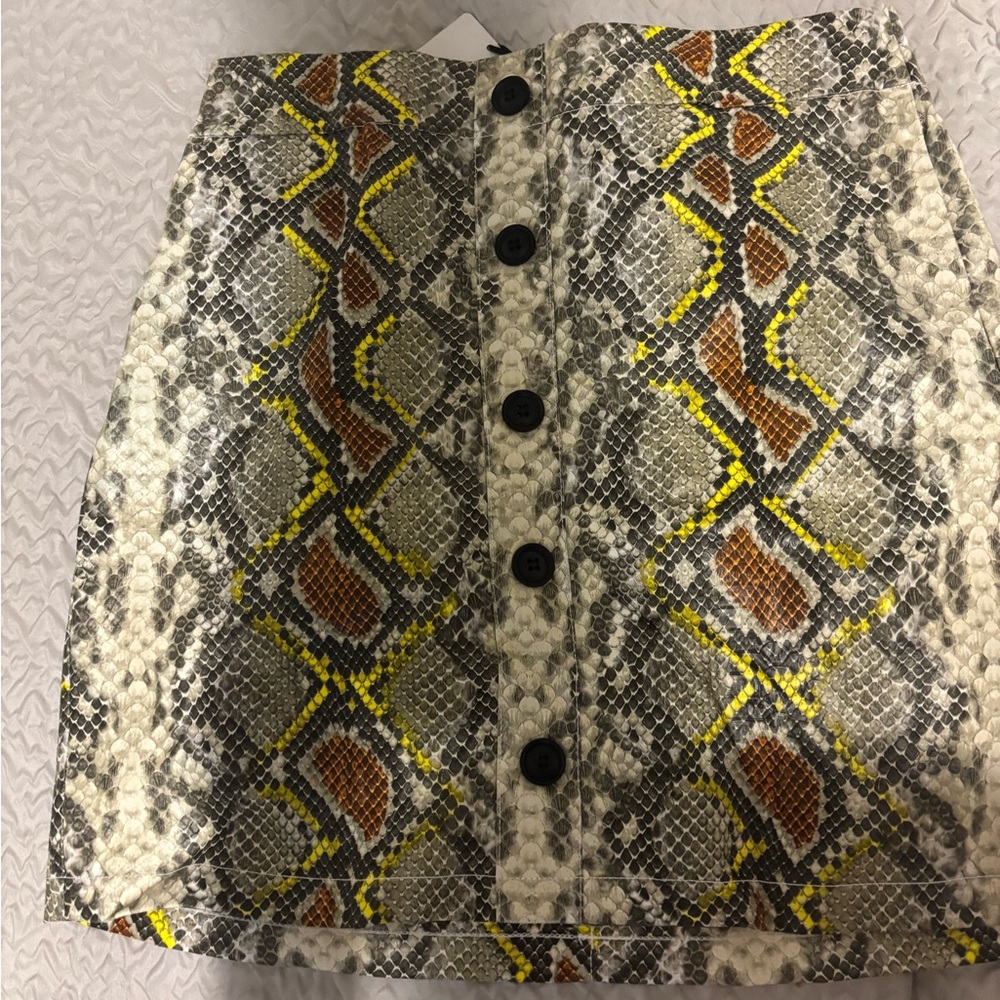 Stylish Snake Print Button-Down Skirt